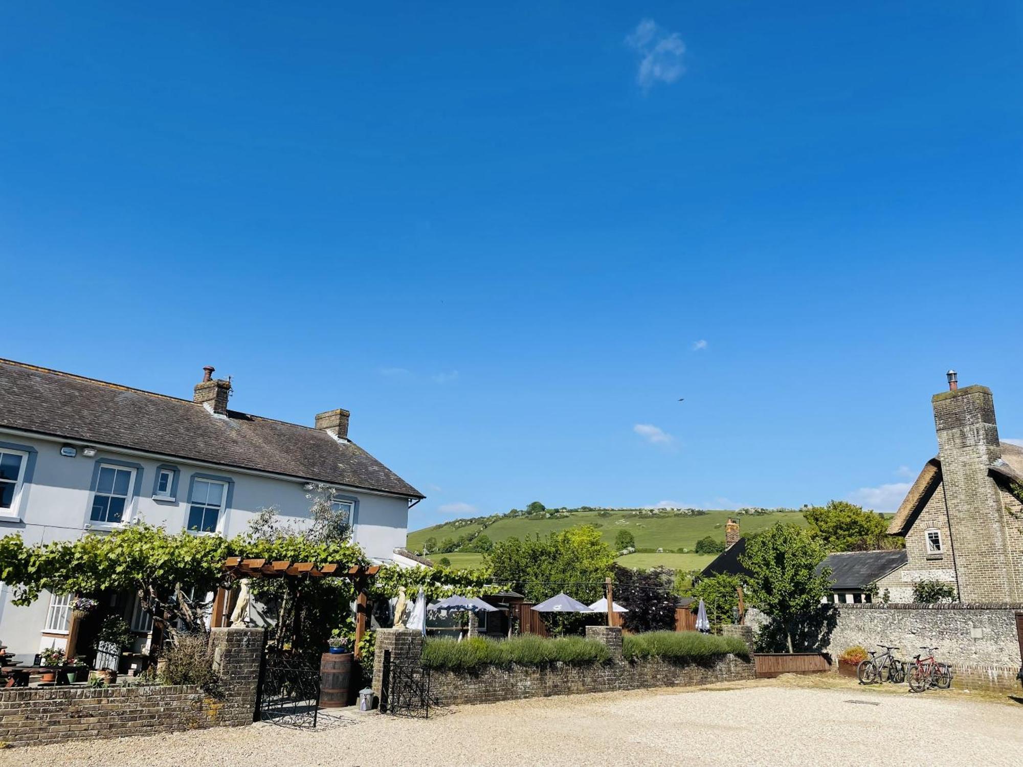 The Greyhound Inn Sydling St Nicholas Exteriör bild