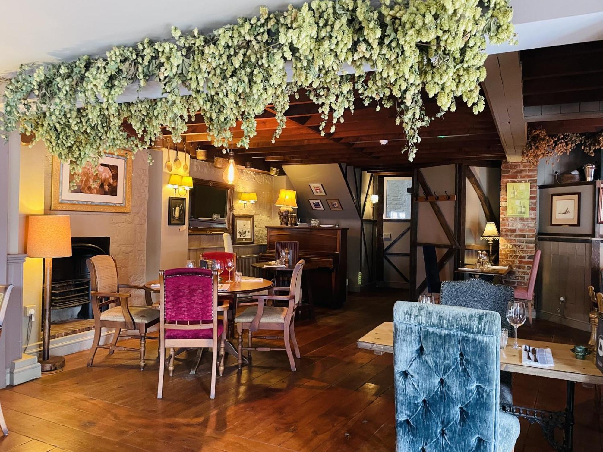 The Greyhound Inn Sydling St Nicholas Exteriör bild