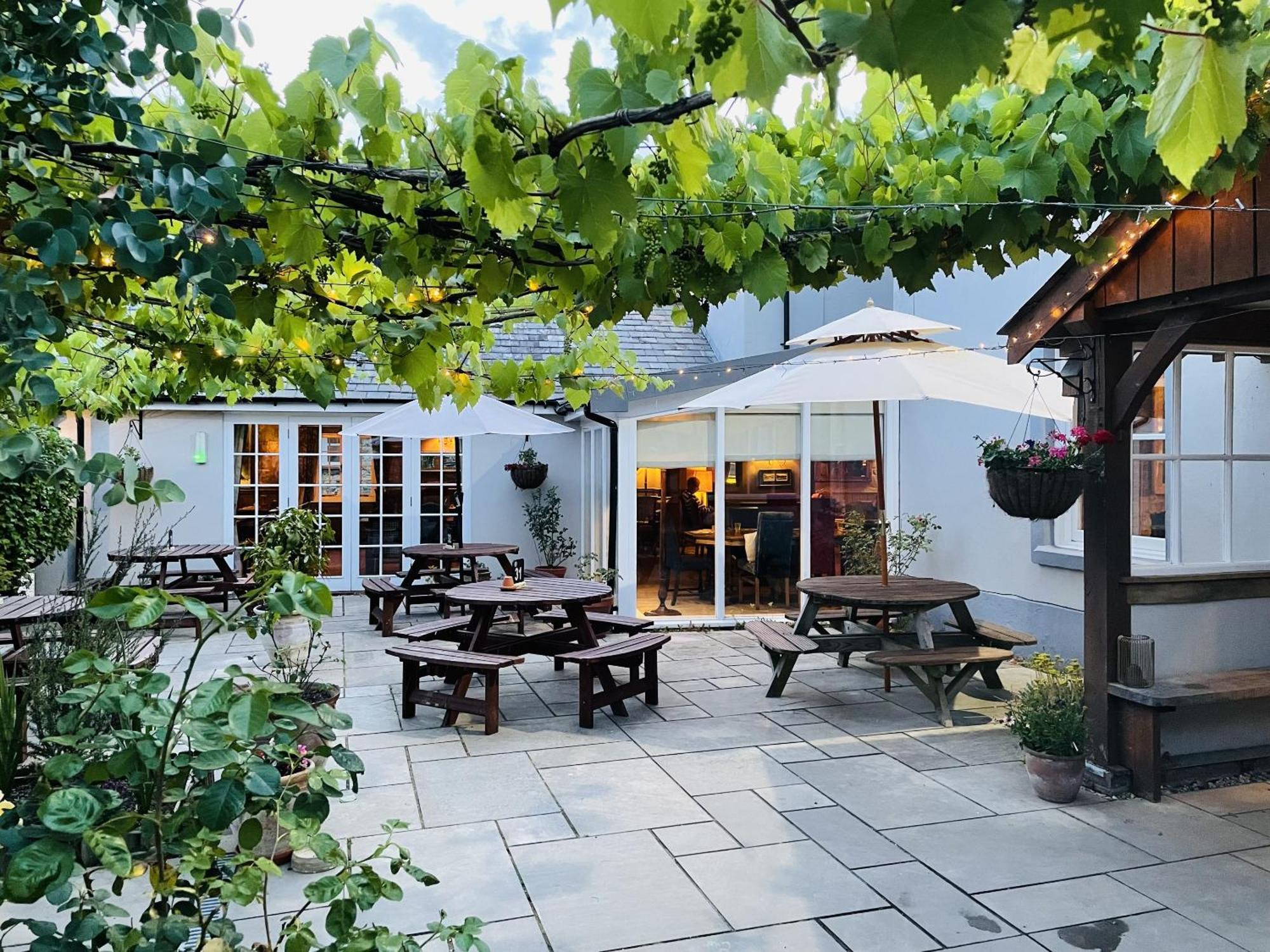 The Greyhound Inn Sydling St Nicholas Exteriör bild